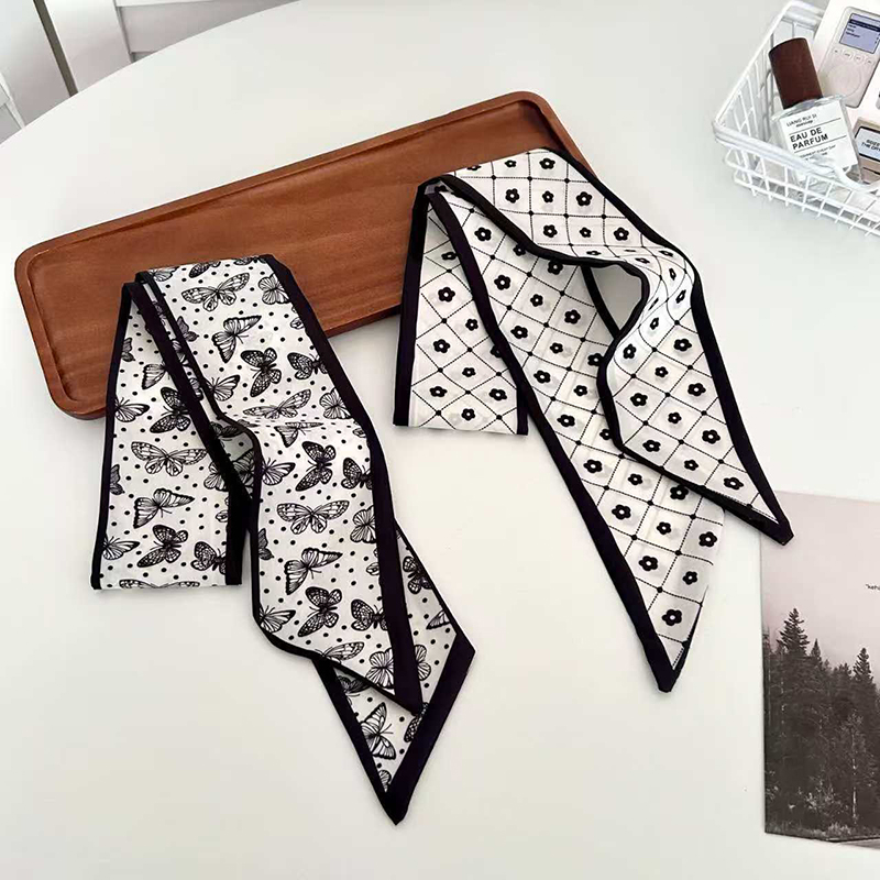 Luxury Brand Model Bag Handbag - огляд і ціна Silk Neck Scarf