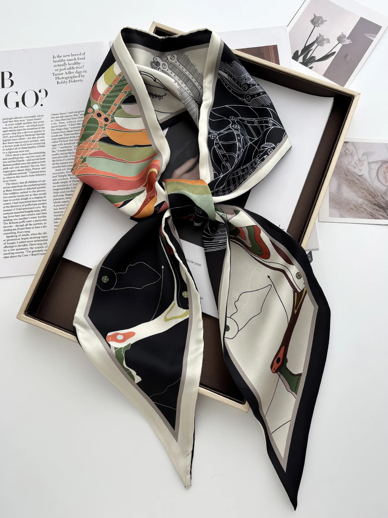 Luxury Print Scarf Skinny Ribb - огляд і ціна Ascot Neck Scarf